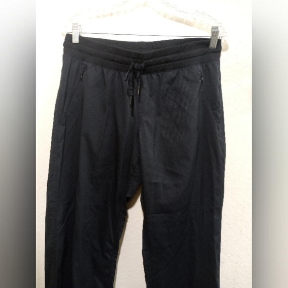 BCG Classic Black Outerwear - Picture 5 of 5